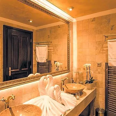 Florian Palace Hotel 4*