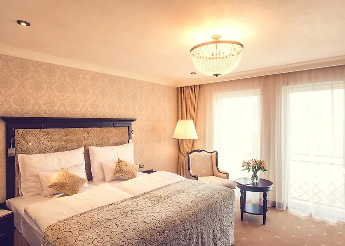 Florian Palace 酒店 4*