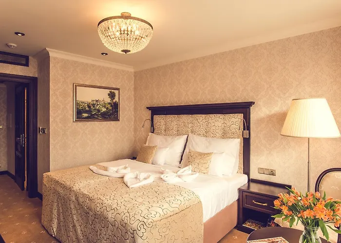 Florian Palace 4*